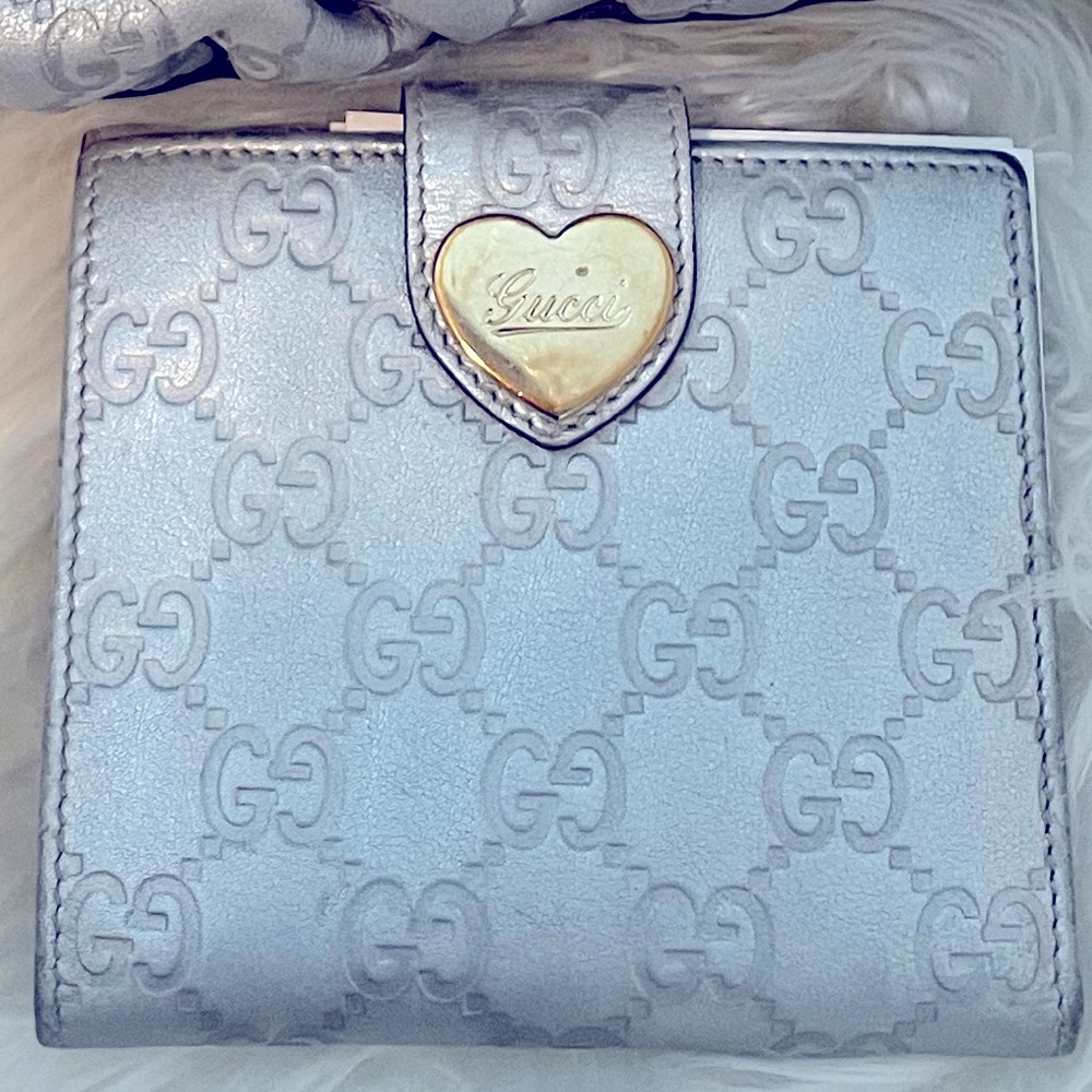 GUCCI Silver Guccissima Leather Wallet